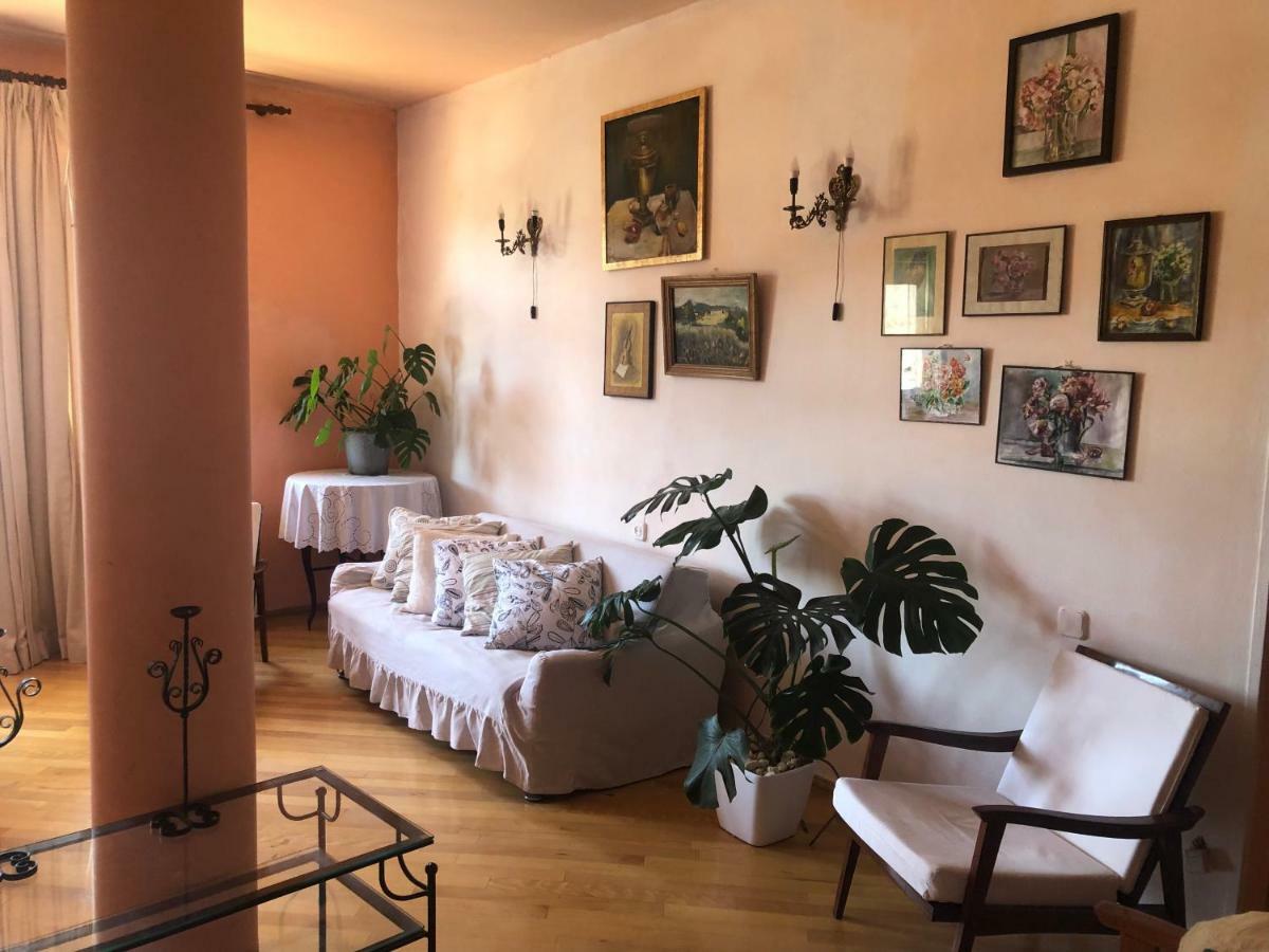 Feel At Home Тбилиси Экстерьер фото